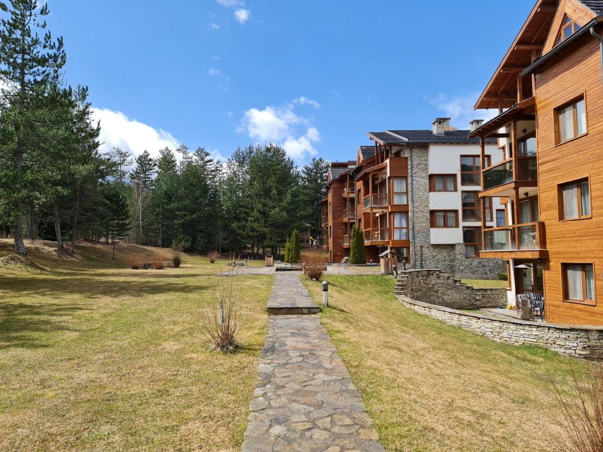 Pirin Golf Apartment Home With Private Garden Bansko Exteriér fotografie